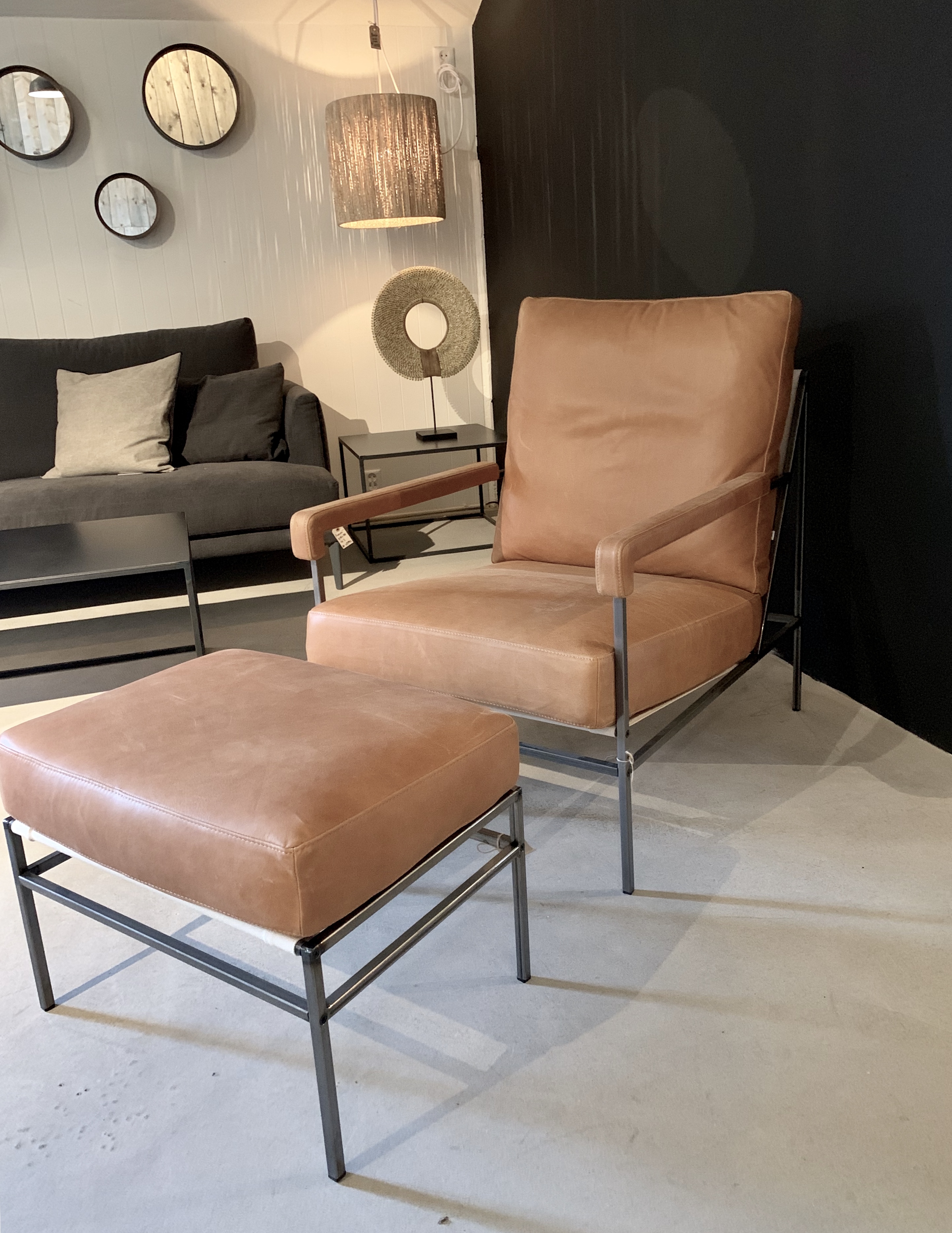 Ihreborn Seventy Vintage Cognac skinn kr 15 870. Olen Mobel De 14 beste bildene for Design | Plakat, Stol design