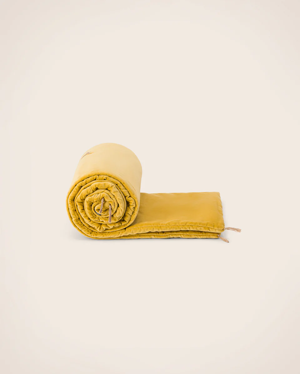 Caravane  Sofa cover Velours lavé – Ambre. 85x185cm