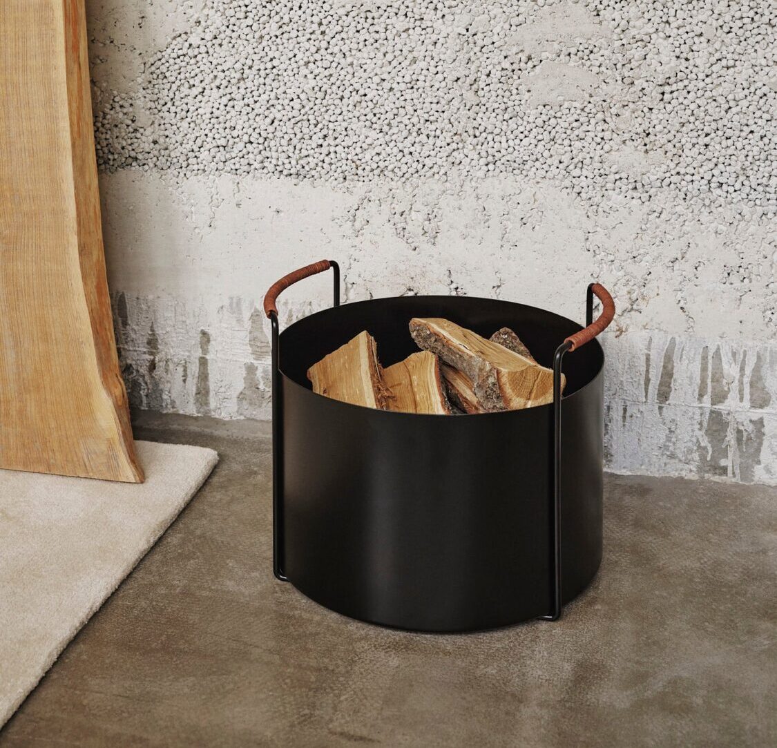 Fermliving Port Firewood Bucket - Black. Ø42cm. Høyde 32cm
