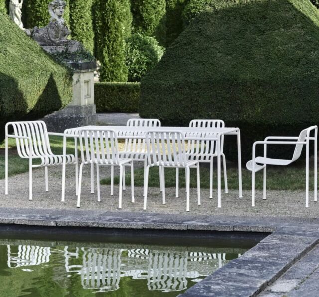 Nå har vi rikelig med Palissade møbler fra @haydesign på lager i farge anthracite og cream white✨ Cream white er ny farge, helt nydelig✨ - 20% på alle lagervarer, se link i profil.